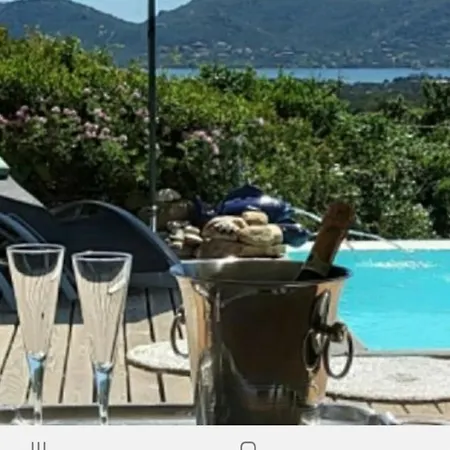 Anchorage Vue Panoramique Roof Piscine A Debordement