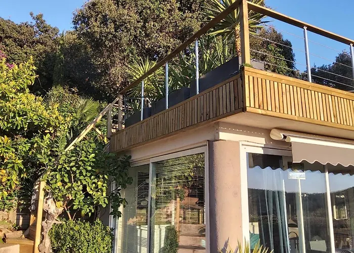 Anchorage Vue Panoramique Roof Piscine A Debordement *